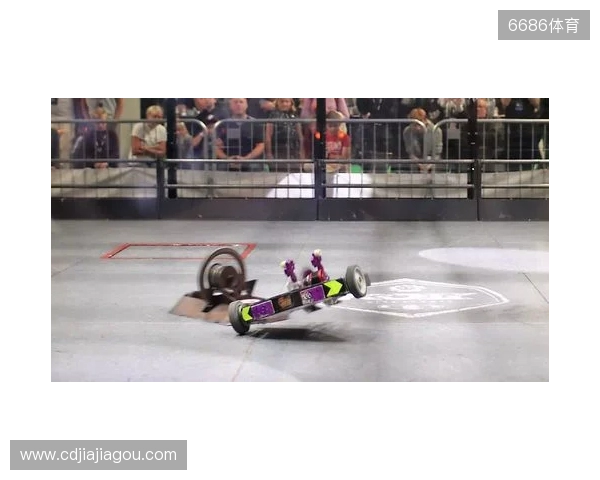 机器人格斗轰鸣2025AEW,RFT极智战甲大赛收官